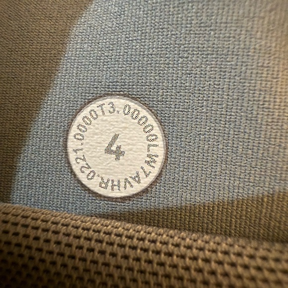 Lululemon Speed Up Low-Rise Shorts 2.5” Kaleidofloral Multi Blue Cast Rare Print - Picture 7 of 7